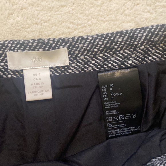 H&M mini skirt size 8 - Picture 5 of 7